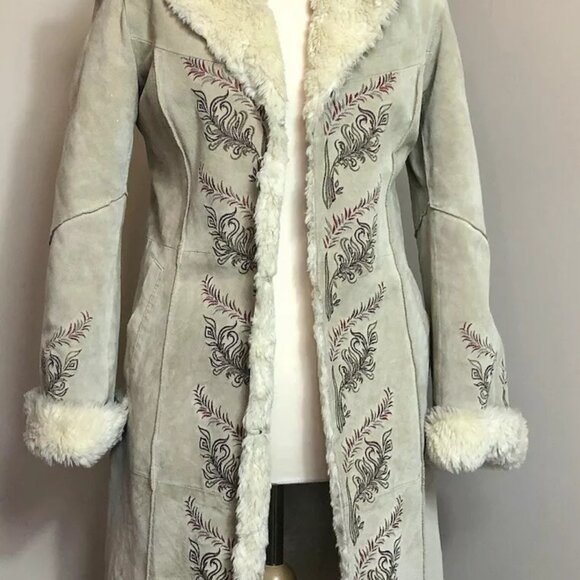 Real Suede Embroidered Beige Penny Lane Jacket with Floral Design - Picture 1 of 9